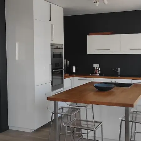 Holiday home Superbe Maison Familiale A 50 M De La