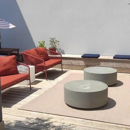 Superbe Maison Familiale A 50 M De La